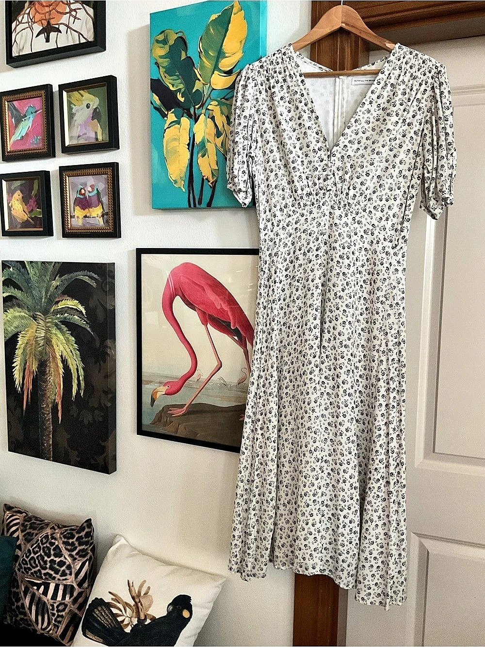Faithfull the Brand Floral Midi Dress in White & Black Like New Size 6